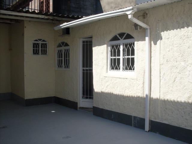 Aproveite!!! 2 casas com terreno, no melhor local da Vila da Penha - Foto 8