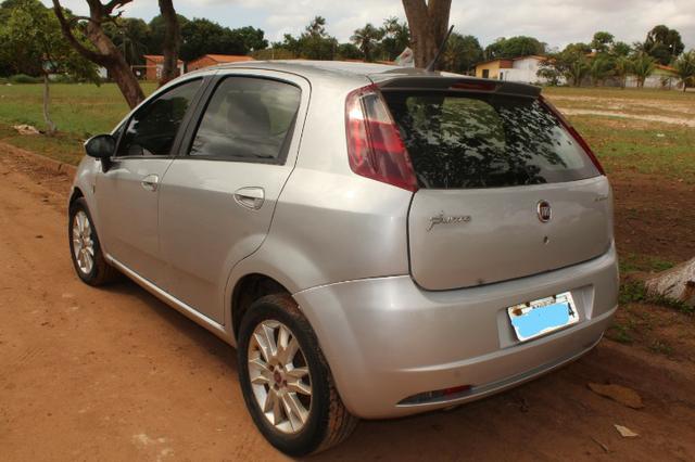 Fiat Punto Attractive 1.4 2012 - Foto 3