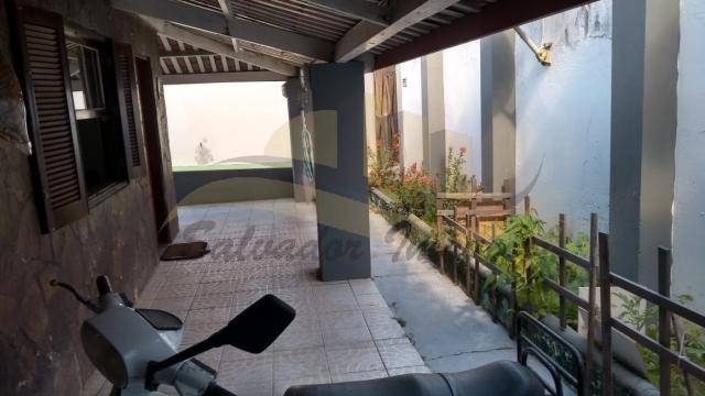 Oportunidade de casa 2/4 com área em itapuã. - Foto 4