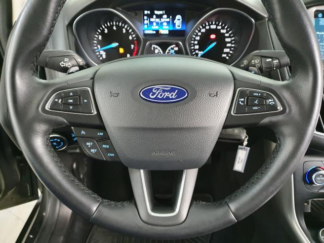 Ford Focus Fastback SE/SE PLUS 2.0 Flex Aut. - Cinza - 2017 - Foto 8