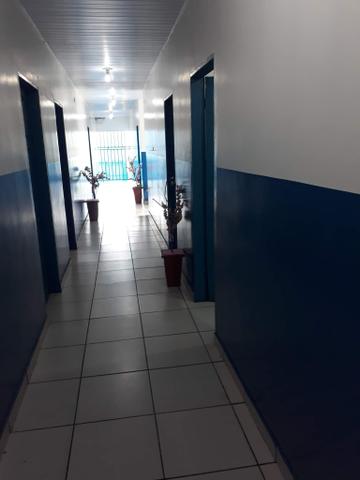 Vende-se ou alugua-se esse prédio em MANACAPURU, valor e combina com o proprietário - Foto 4