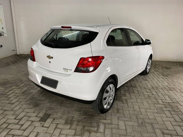 Onix 1.4 LT Flex - 2013 - Foto 5