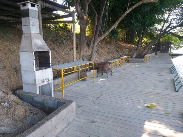 Rancho de Pesca. 4 Qts- Aluguel -  Sky -Internet-Ar Cond. - Todo Cevado-Deck de 65 metros - Foto 7