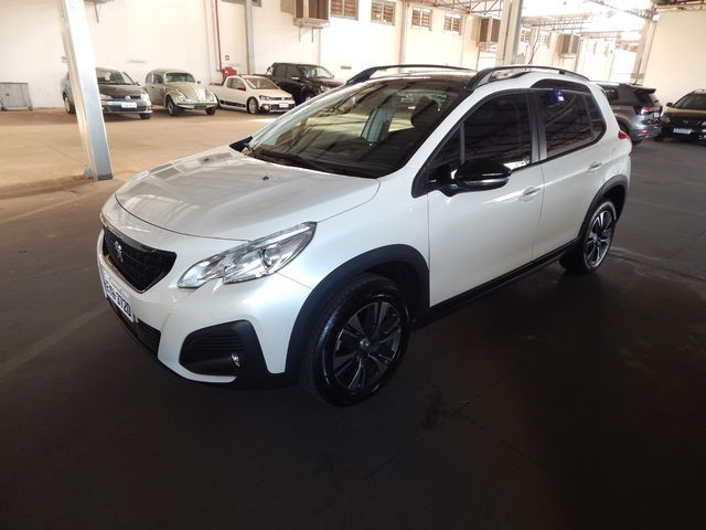 PEUGEOT 2008 GRIFFE 1.6 AT