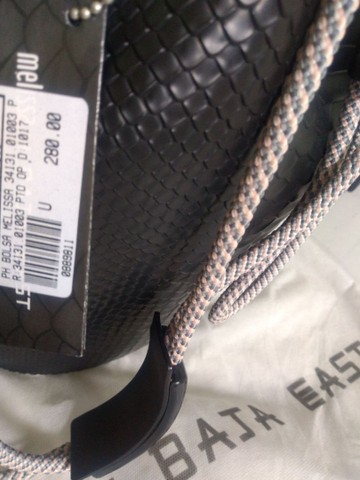 Bolsa Melissa Nova Original 200$ e Sandália Melissa 50$ - Foto 3