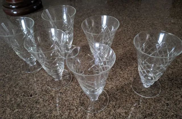 Conjunto de taças em cristal 