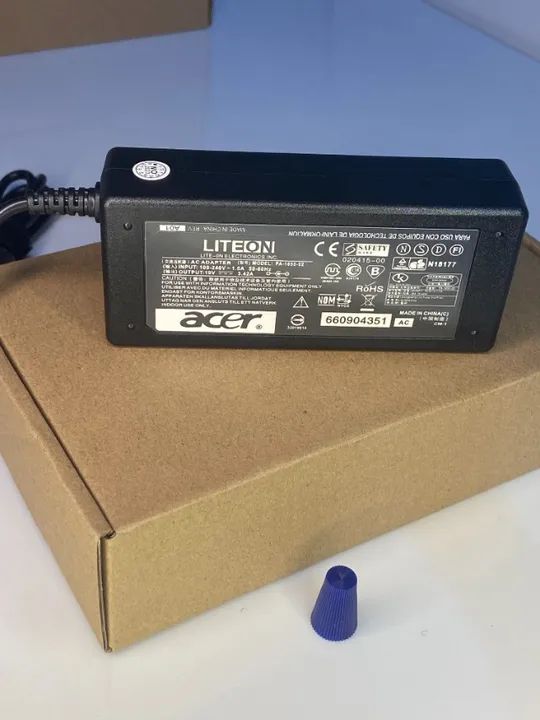 "Carregador Portátil para Notebook Acer"