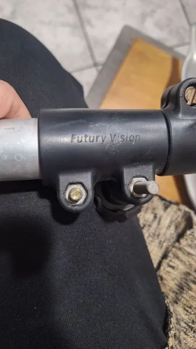 Tripe para tela projeção e outras funcionalidades.  Marca future vision - Foto 3