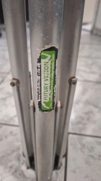 Tripe para tela projeção e outras funcionalidades.  Marca future vision - Foto 2