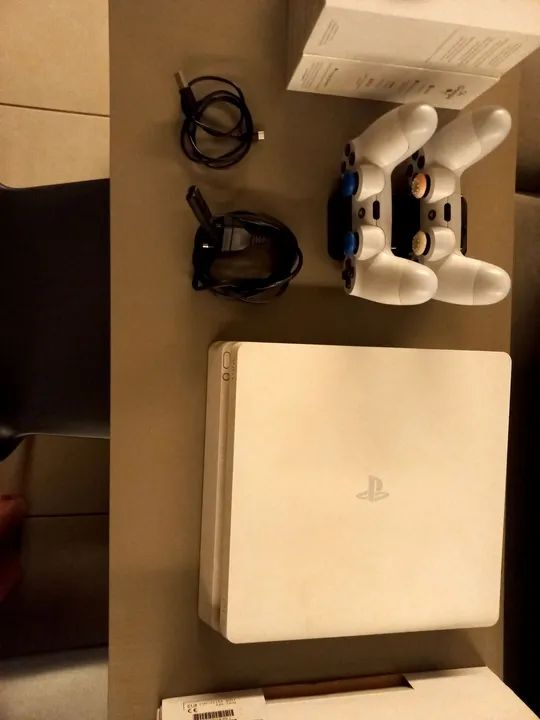 Playstation 4 SLIM BRANCO PERFEITO - Foto 4