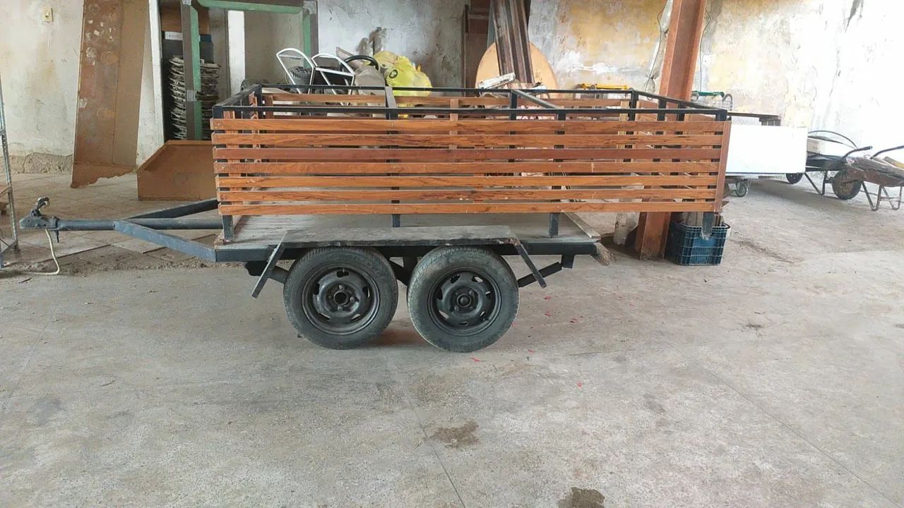 Carroceria de madeira e ferro - Foto 3