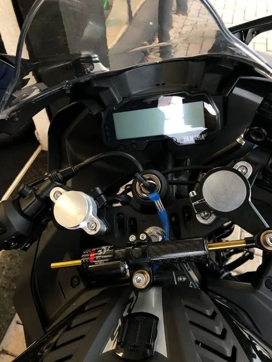 YAMAHA YZF R15 2024/2024 - Foto 7