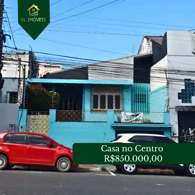 Vendo Casa no Centro com 8 Comodos - Financia