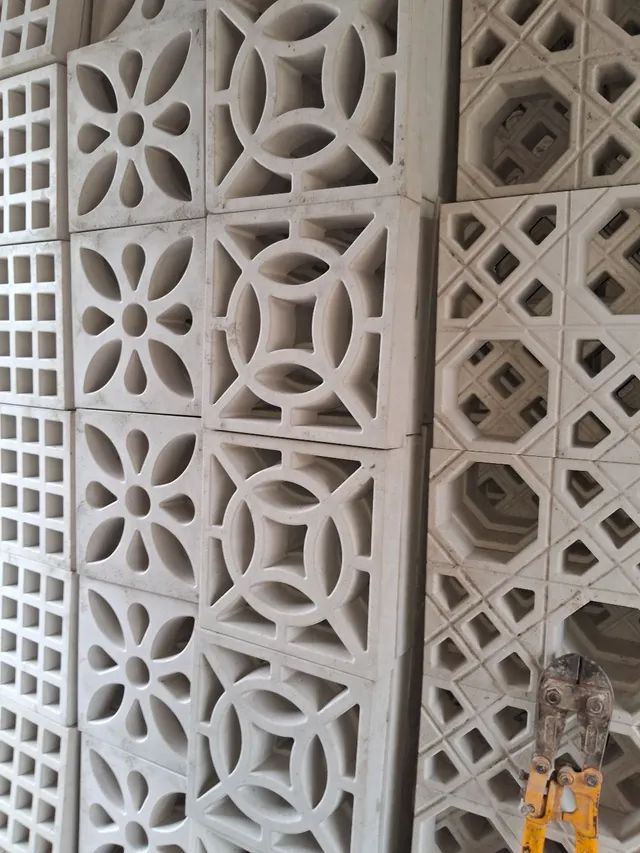 Cobogó 39x39 16 furos  - Foto 3