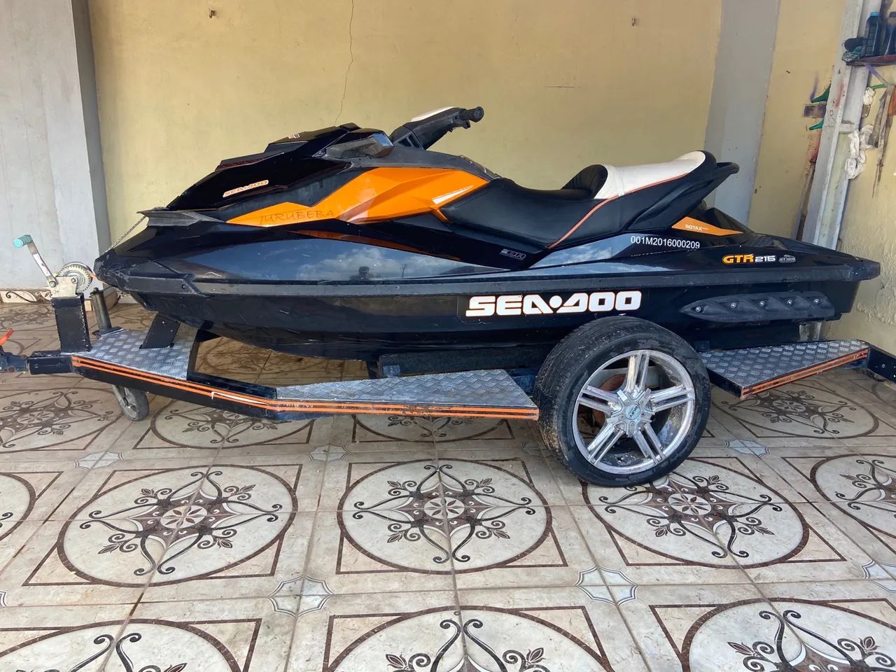 Jet ski seadoo GTR 215 