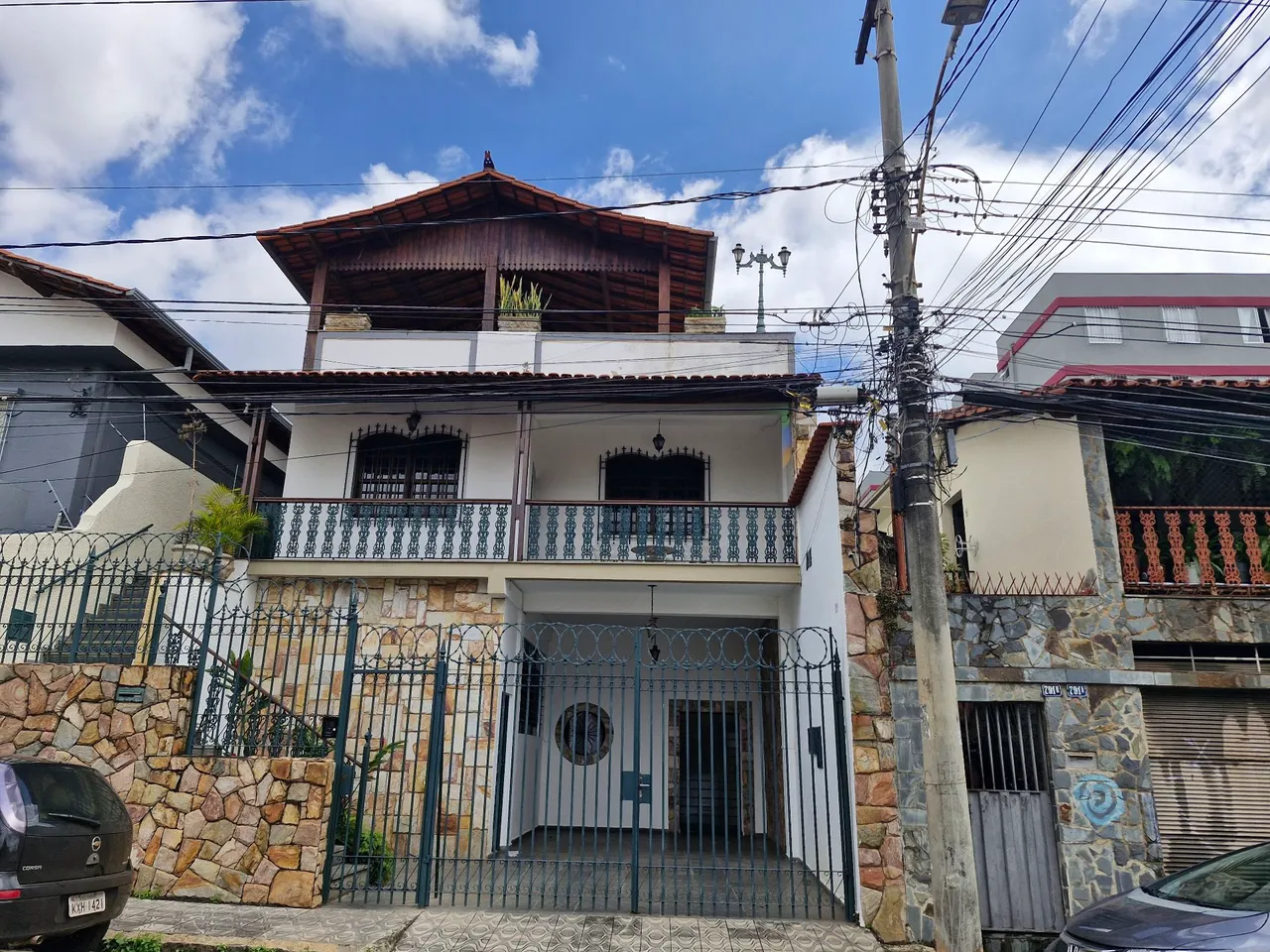 Aluga casa Sta Tereza