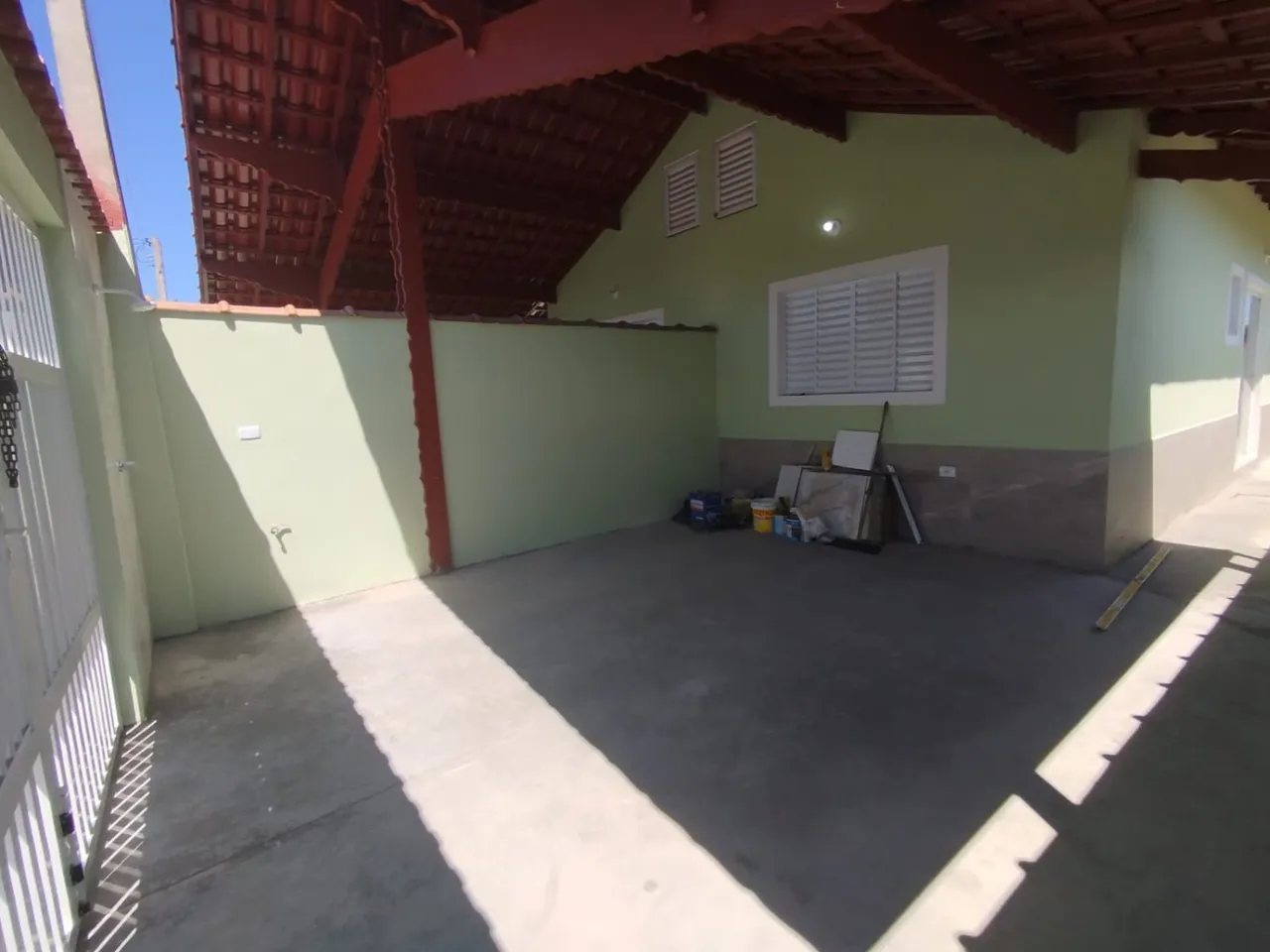 Casa Nova com piscina para venda com 2 quartos, Balneário Jussara - Mongaguá - SP