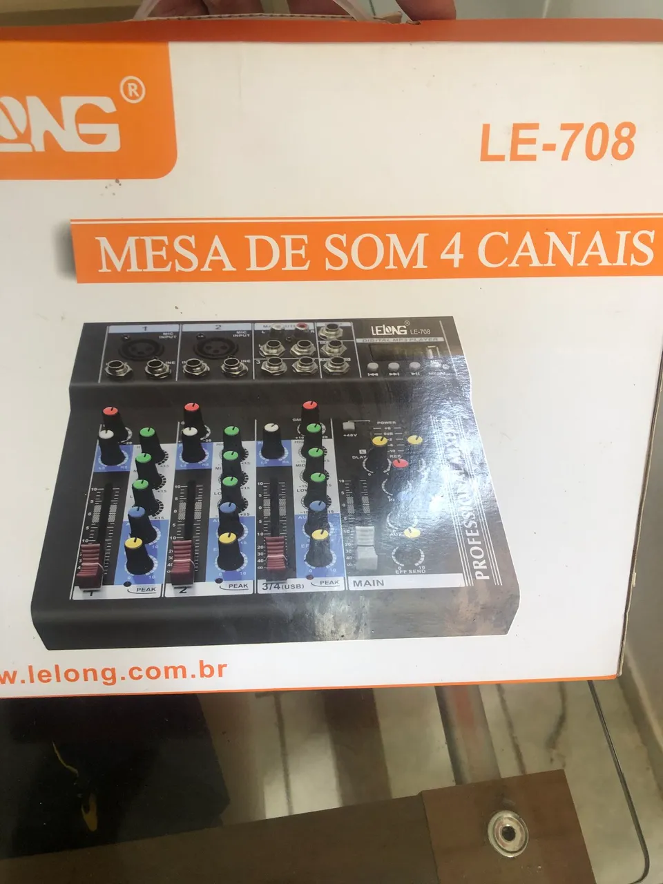 Mesa de Som Lelong LE-708 4 Canais