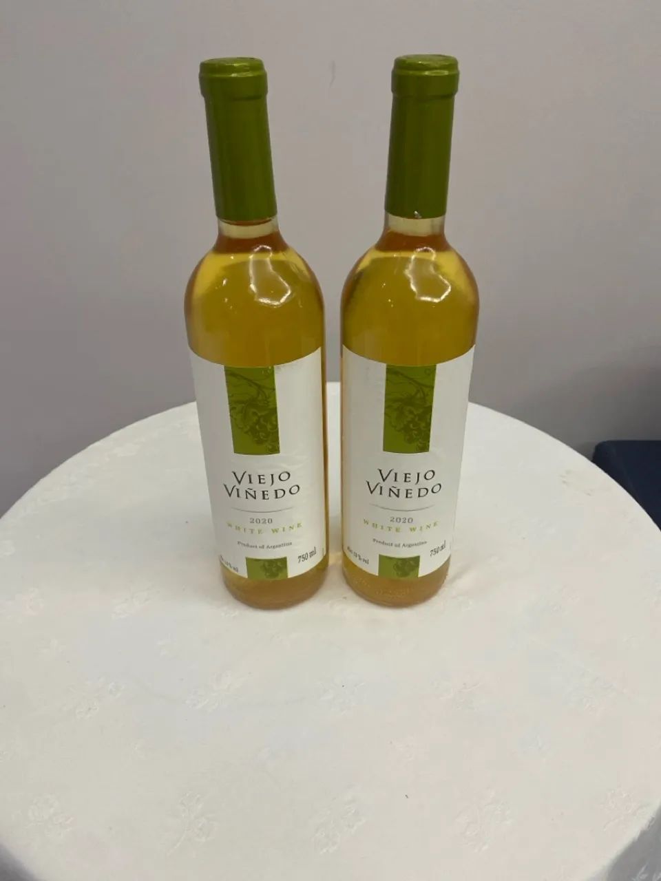 2 Garrafas de Vinho Branco Viejo Vinedo 2020 - 750ml