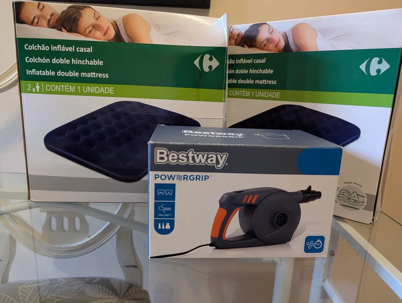 Colchão de ar e bombinha elétrica de enchimento  - Foto 2