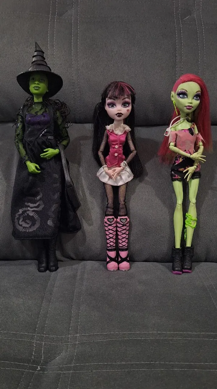 Bonecas Monster High e Bruxinha - Coleção Exclusiva!