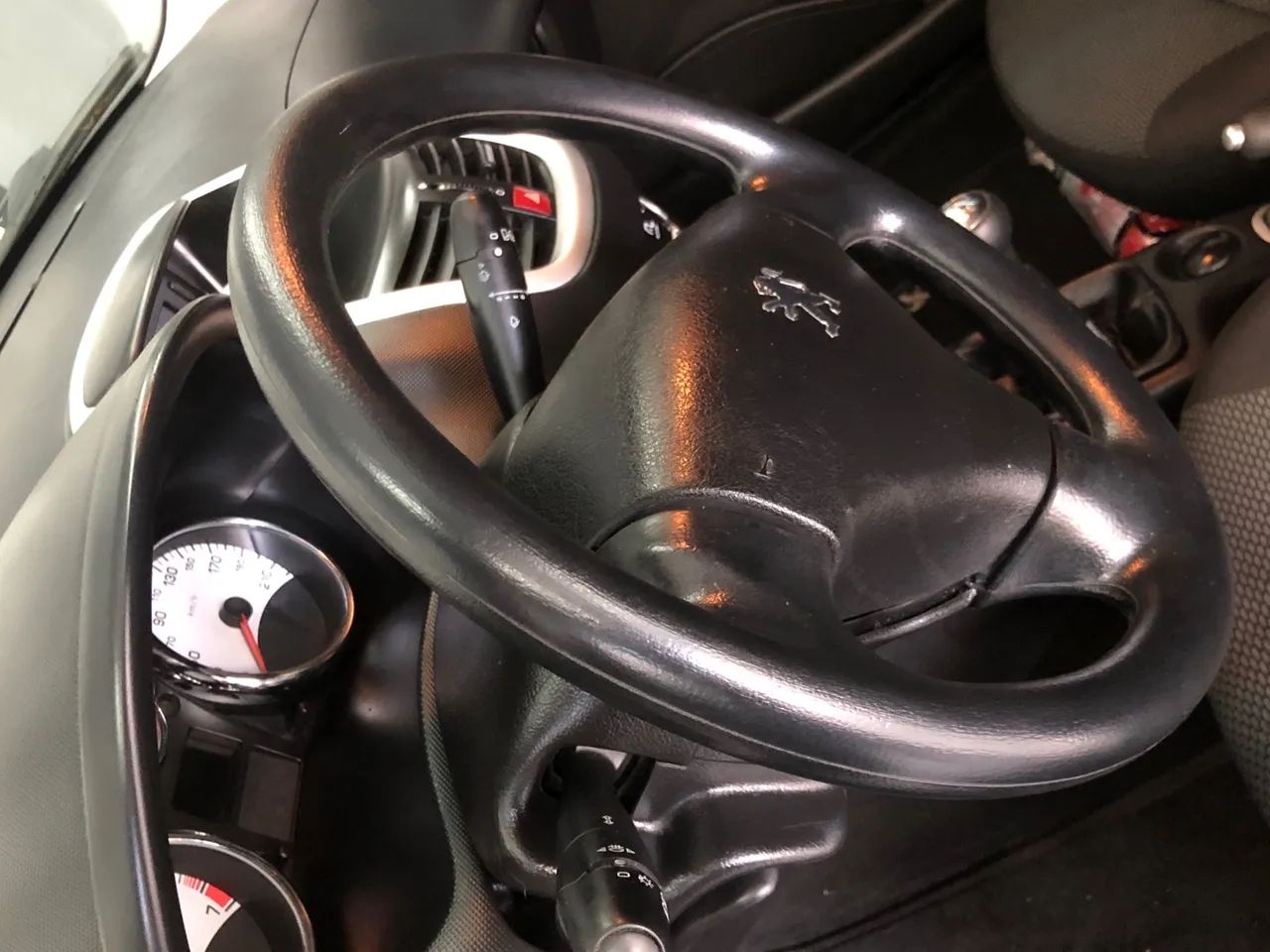 Peugeut XR 1.4 flex completo  - Foto 4