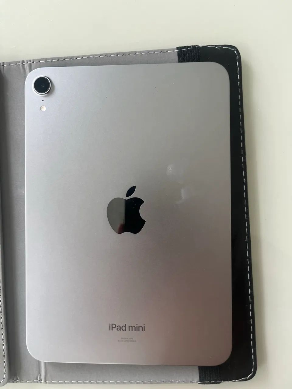 Ipad Mini Wi-Fi 128 GB Cinza Espacial Apple - Tablets e E-Readers