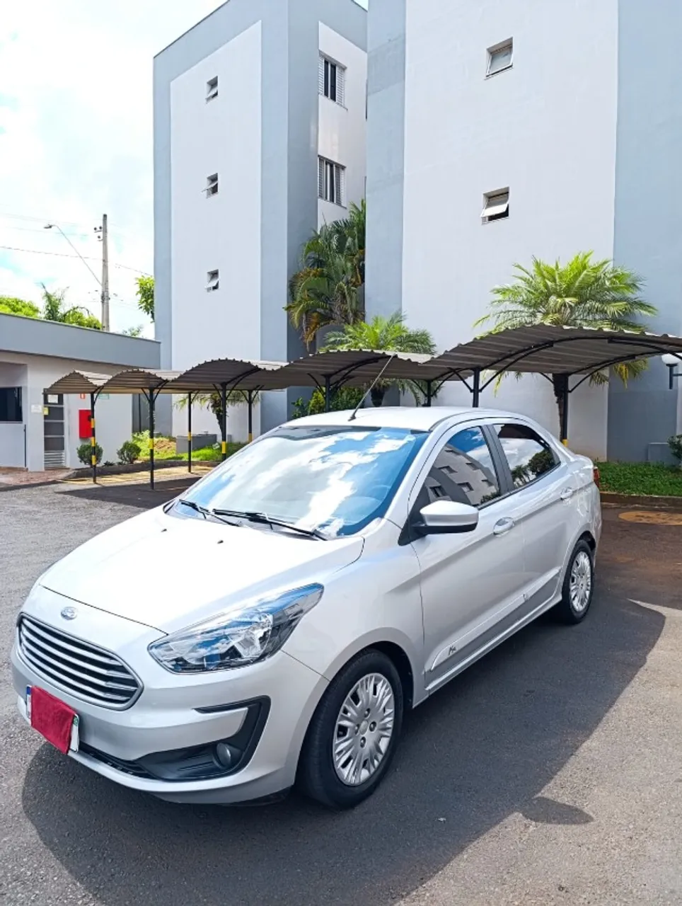 Vendo Ford K 1.5 PLUS Sedan 2020