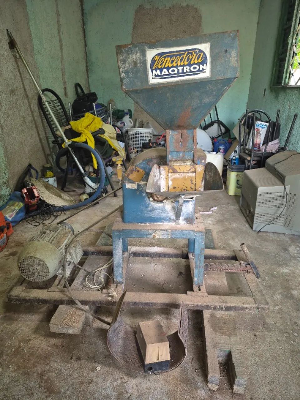 DESINTEGRADOR/TRITURADOR MAQTRON B-616 Completo - Foto 2