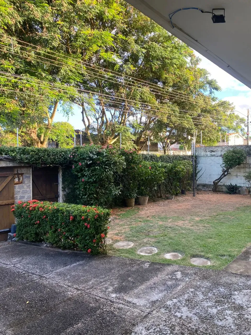 Imóvel para aluguel possui 400 metros quadrados com 4 quartos em Capim Macio - Natal - RN