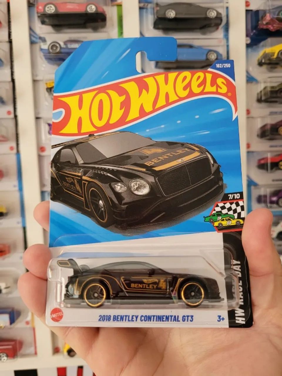 Dupla 2018 Bentley Continental GT3 Preto e o Dourado Hot Wheels. - Foto 3