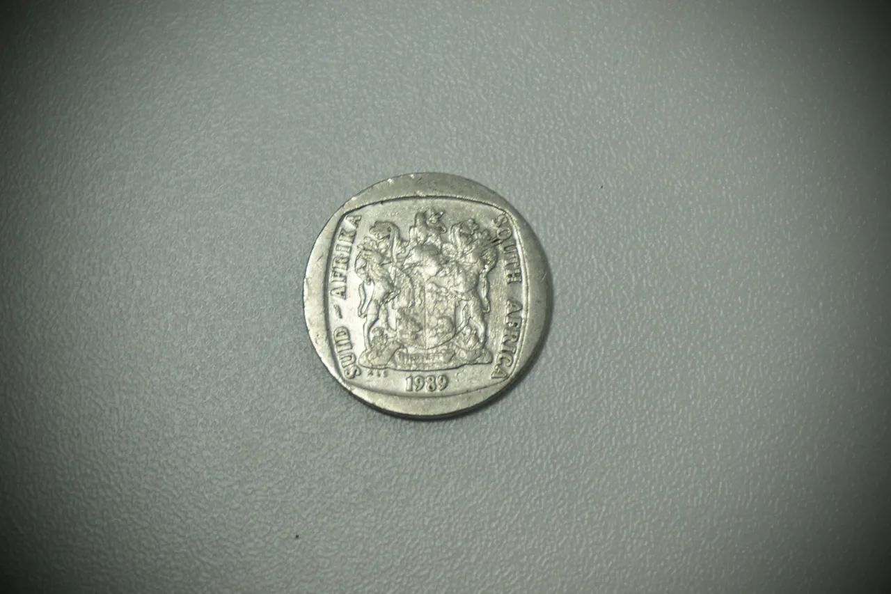 Moedas da África do Sul - 20 Cents + 2 Rand - Foto 3