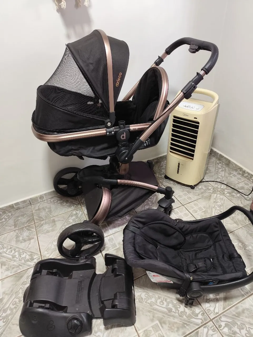 Carrinho de Bebê Dzieco - Luxo e Conforto para seu Bebê