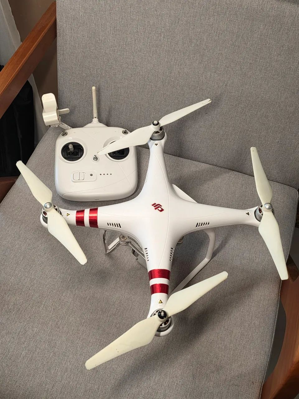 Drone DJI Phantom 3 - Ótimo estado - Foto 2