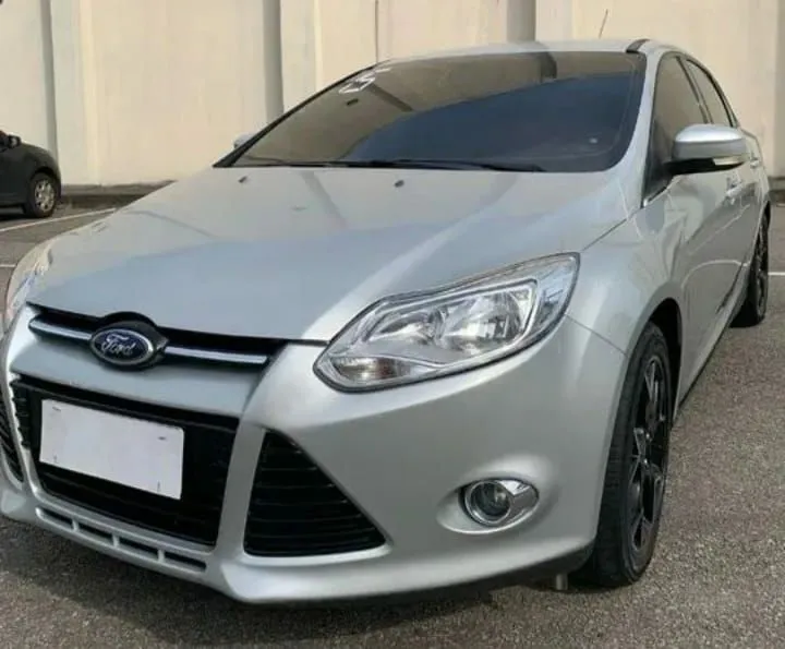 Ford FOCUS titanium 2015 parcelas 890,90