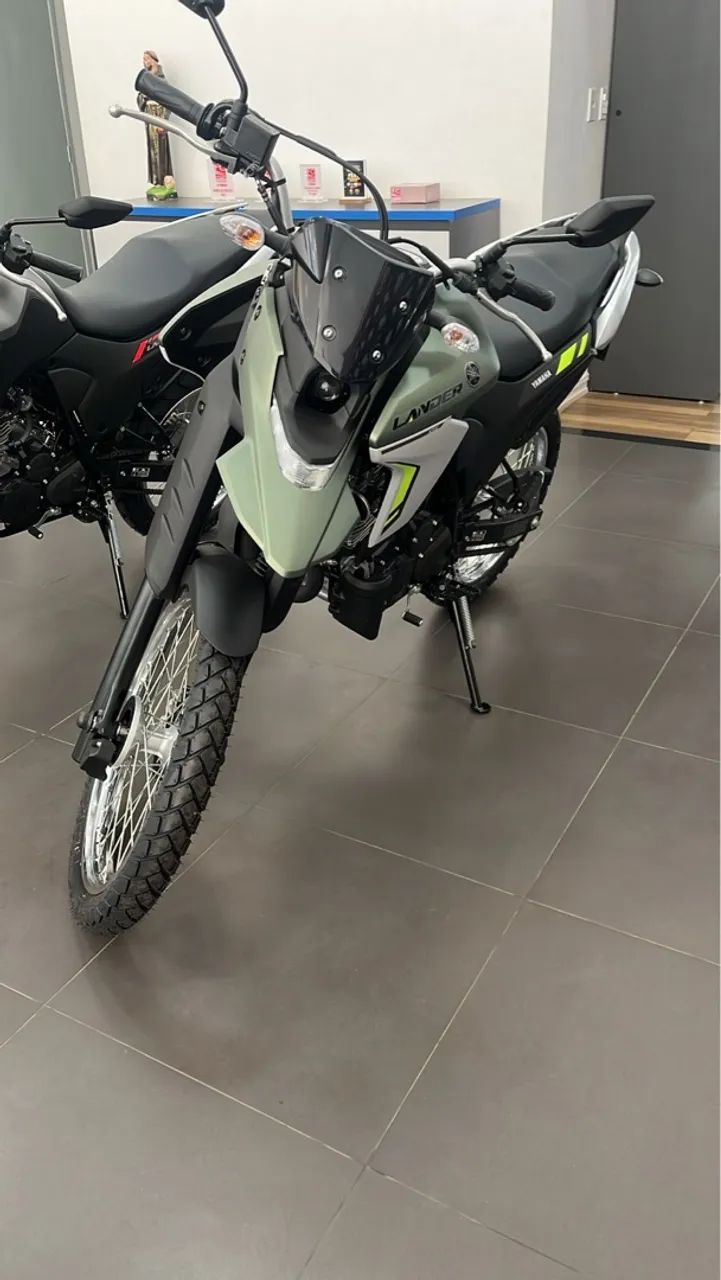 Quero vender essa moto zero km