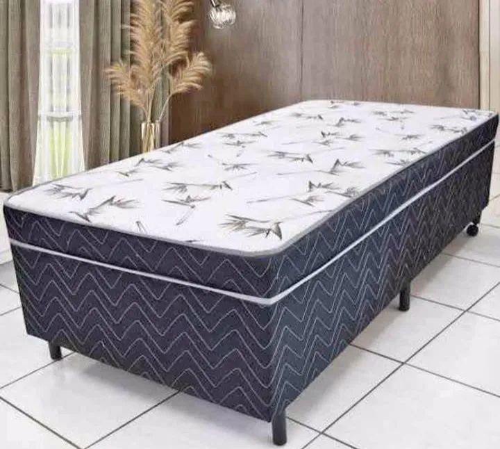 Cama Box Solteiro com Desenho Moderno