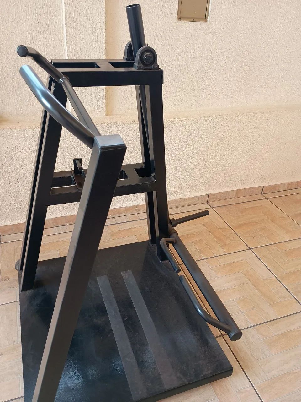 Aparelho de Glúteos Profissional  - Foto 4