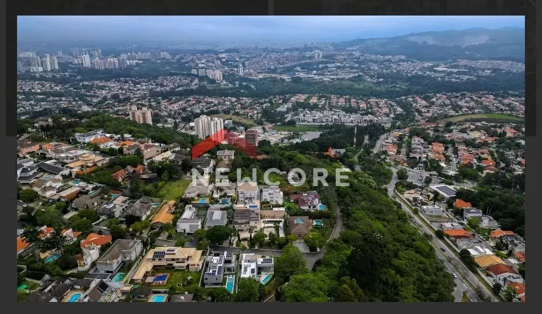 Casa de condomínio em Alameda Itatiaia - Alphaville - Santana de Parnaíba/SP
