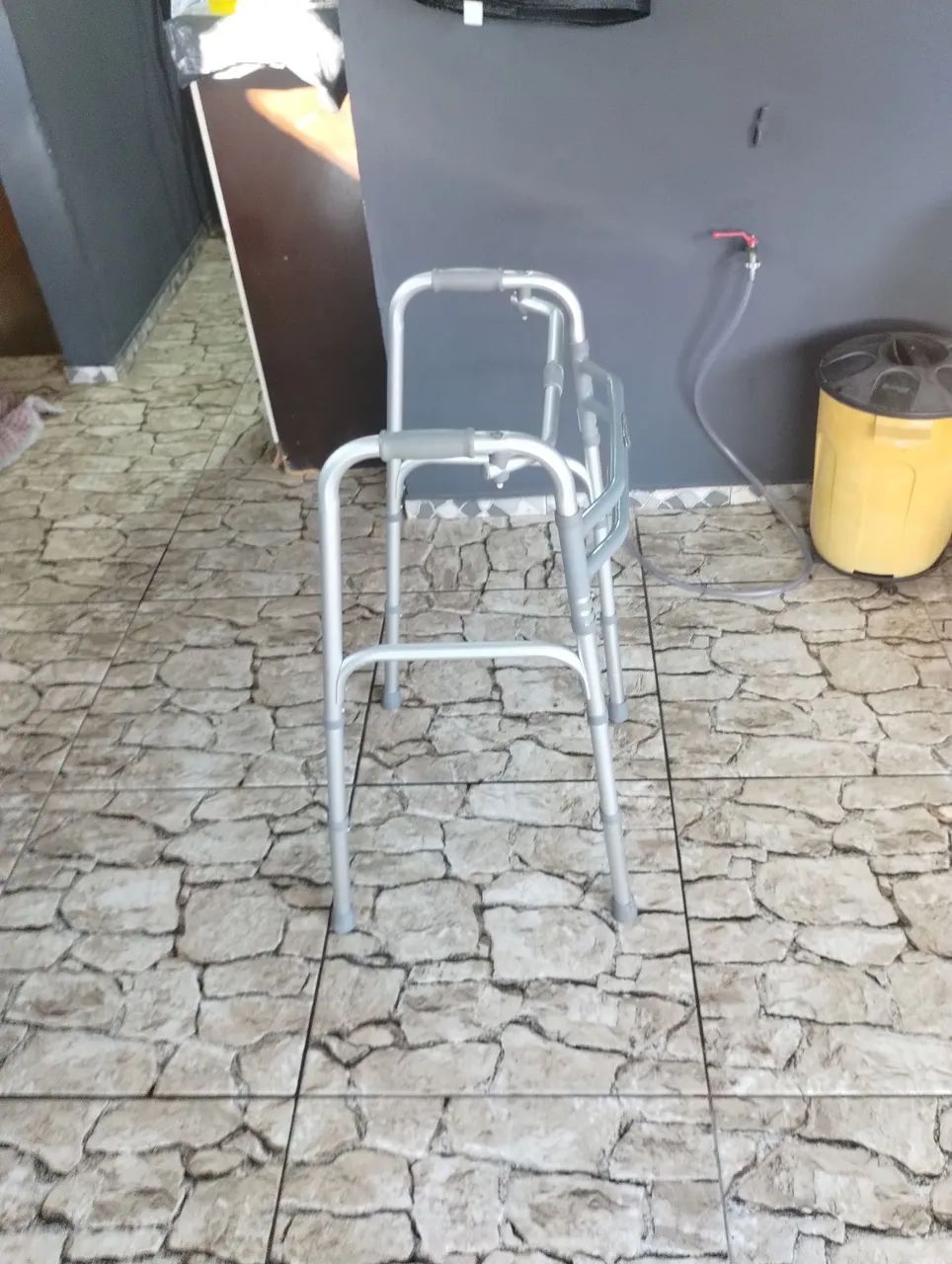 Andador de Alumínio - Conforto e Segurança - Foto 4
