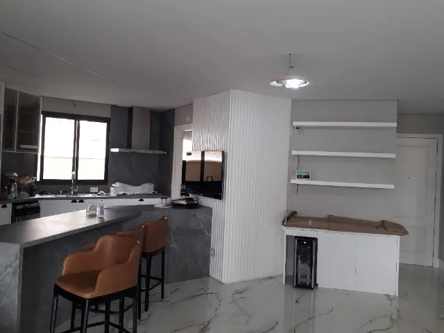 Marceneiro e montador de moveis