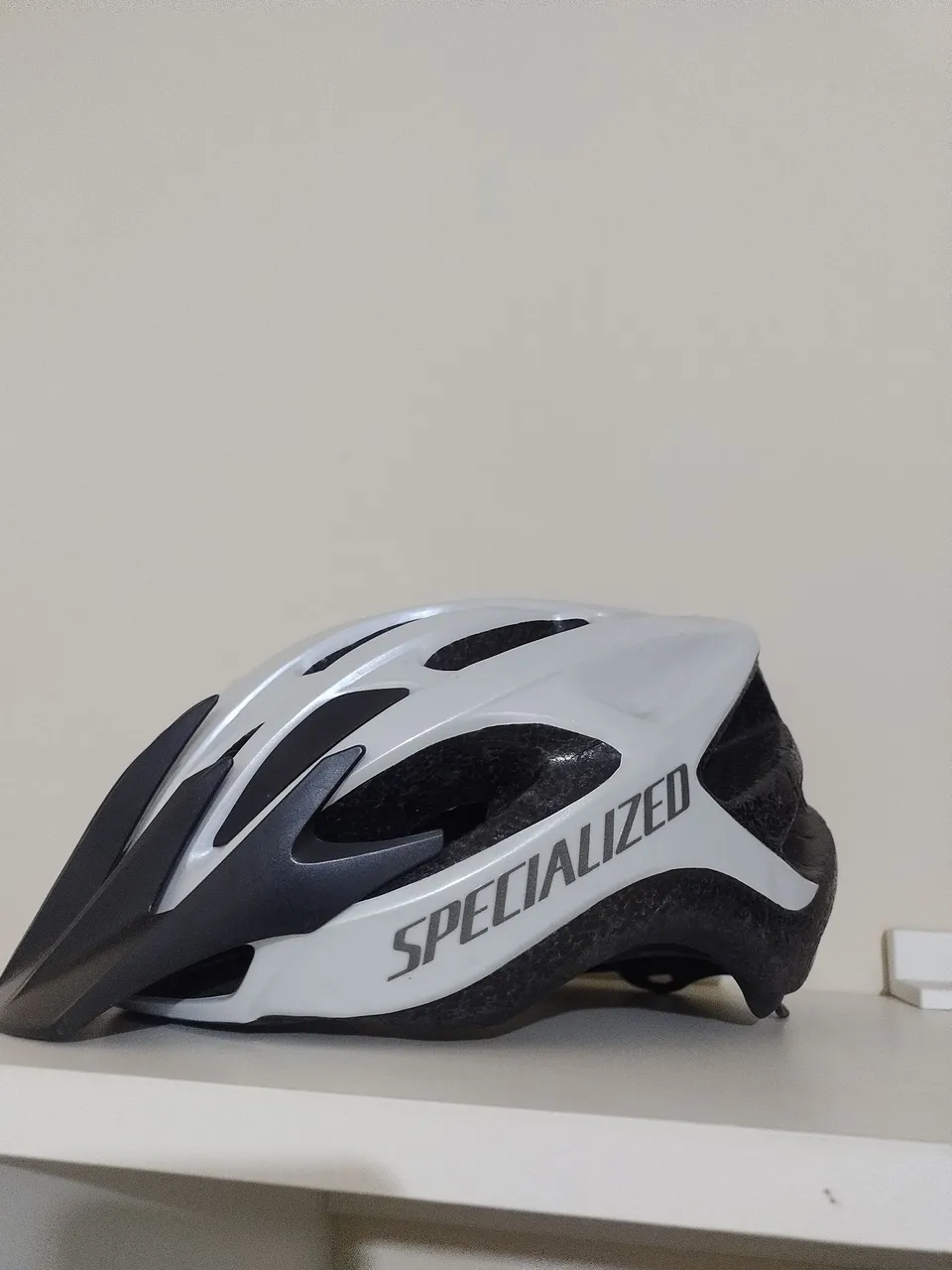 Capacete Specialized
