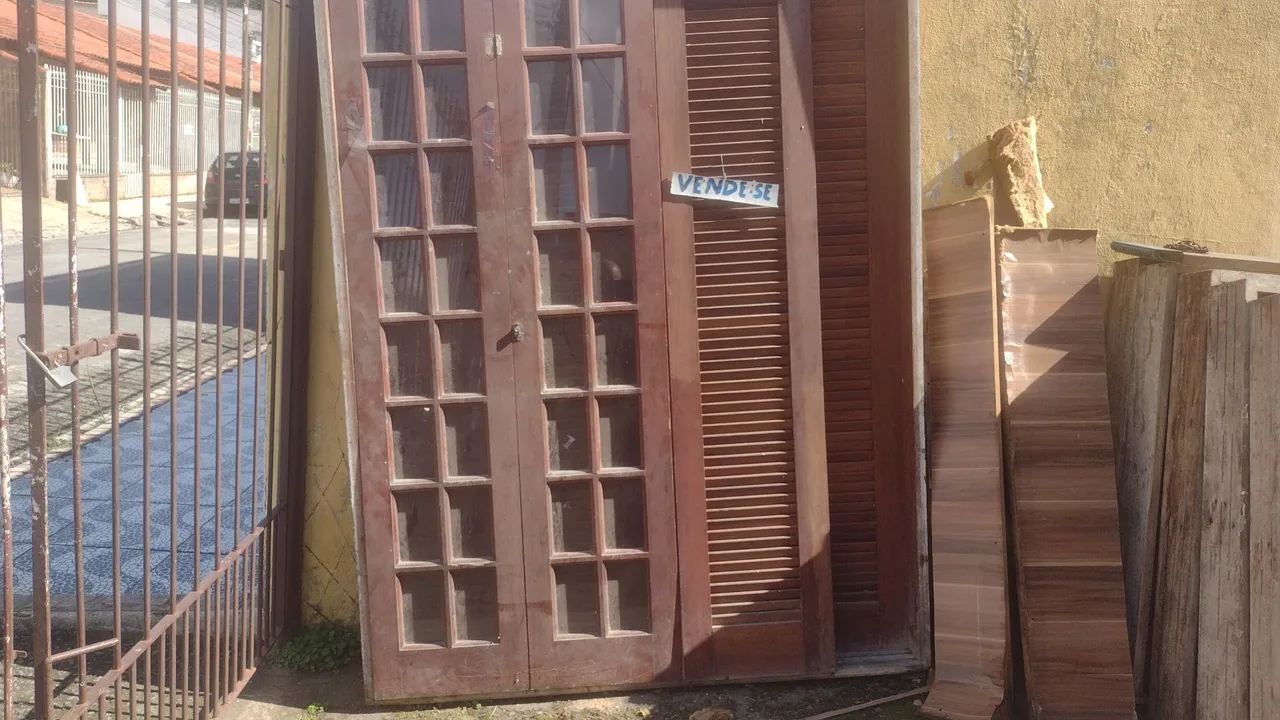 Portas de Madeira Antigas - Vende-se