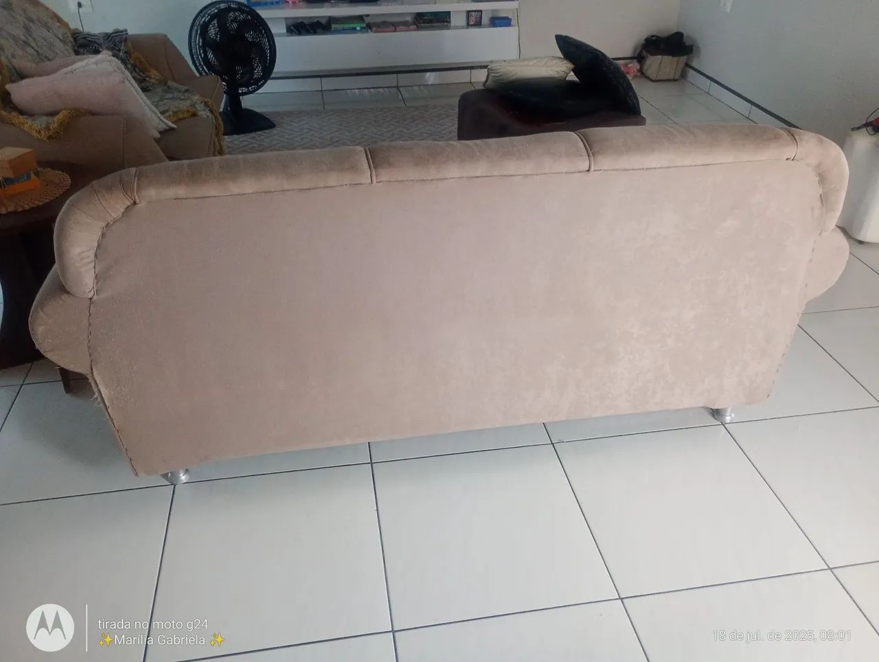 Sofá 3 Lugares Confortável e Elegante - Foto 2