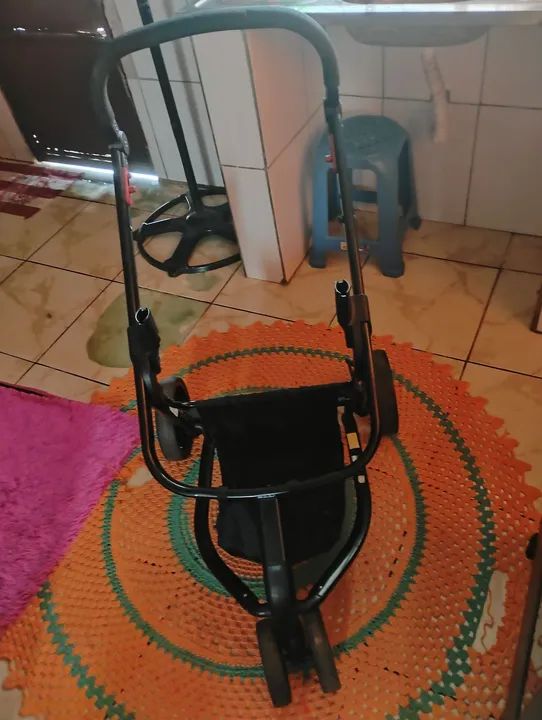 Carrinho de Bebê Safety 1st - Preto - Foto 5