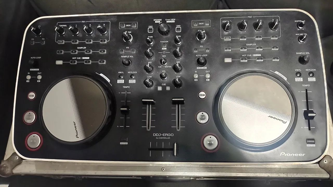Pioneer DDJ-ERGO DJコントローラー Pioneer ddj-ergo DDJ-ERGO-V (archived) DJ controller for