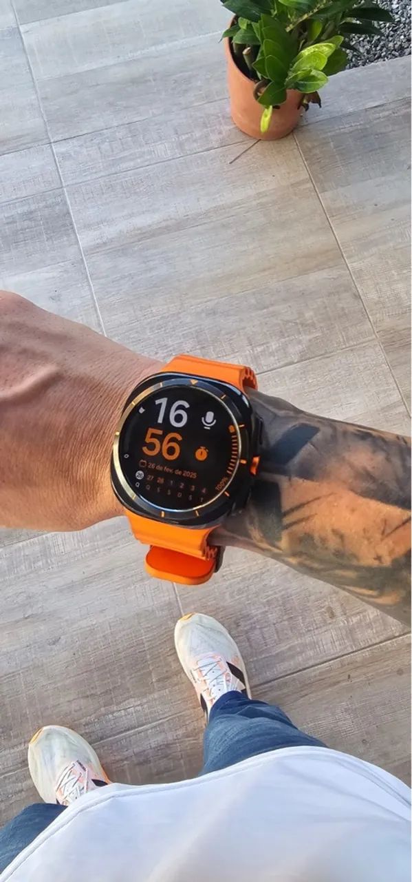 Smartwatch Samsung com tela colorida