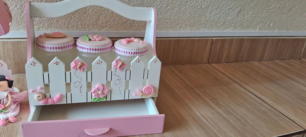 "Oportunidade " luminária com kit porta  higiene todo decorado  - Foto 2