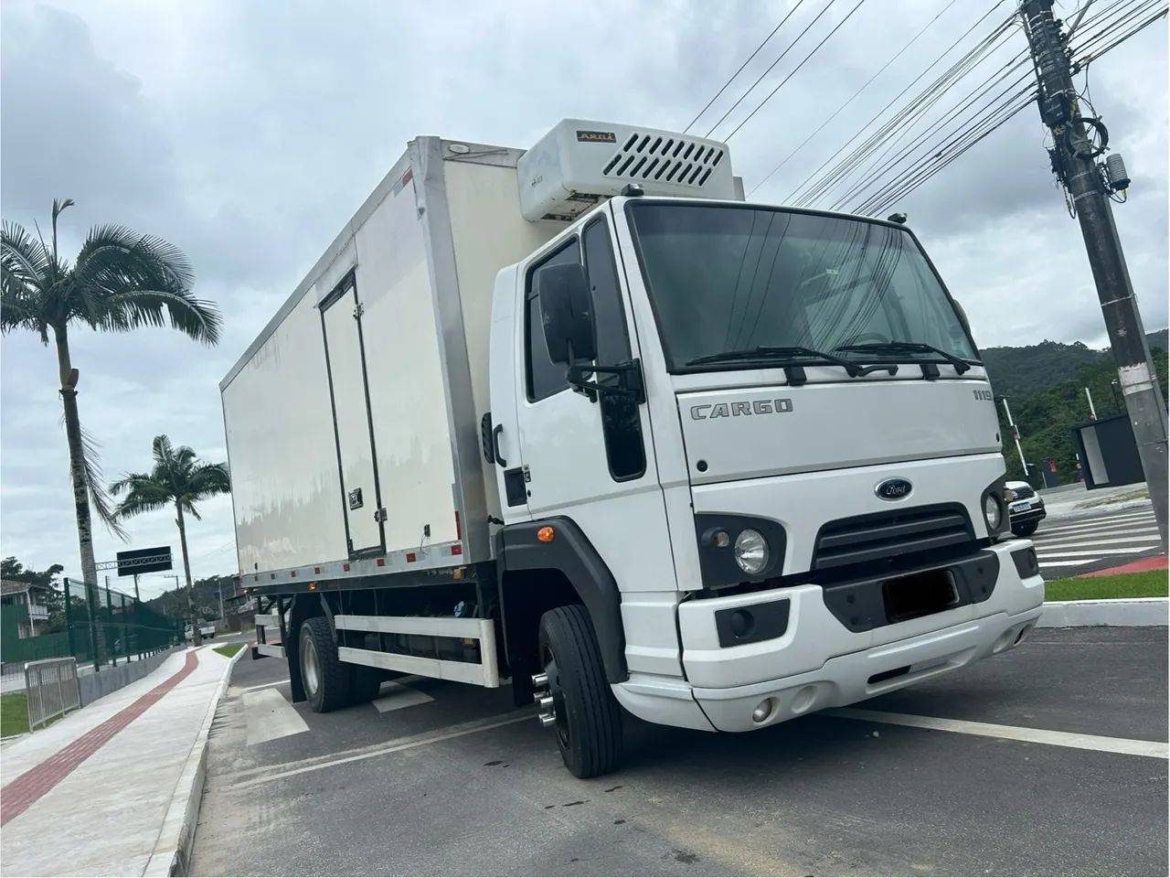 Caminhão Ford Cargo 1119 - Baú Refrigerado - Foto 4