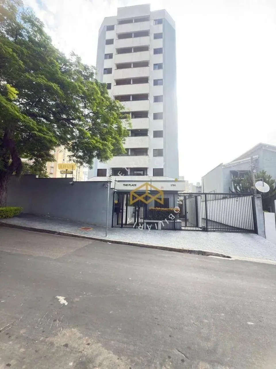 Apartamento com 1 dormitório para alugar, 58 m² - Cambuí - Campinas/SP
